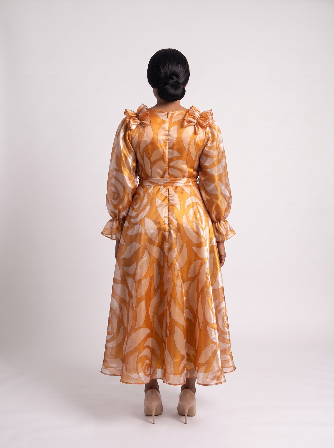 JF-12 robe longue en organza imprimé ambre, vue de dos