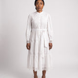 JF-21 robe chemise bohème ivoire à volants, vue de face